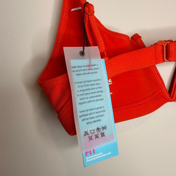 Women's Red Jenna swim top OneOne swim - Picture 6 of 8